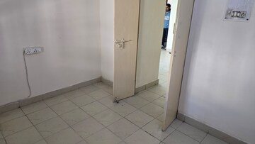 Bathroom in 1 BHK Apartment at Sector 23 Dwarka – for Rent