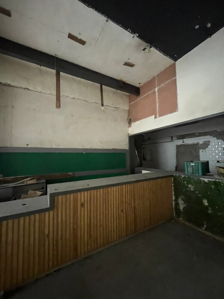 Kitchen, heera-panna-shopping-centre Commercial Showroom 7500 Sq.Ft. In Powai Mumbai 8157605