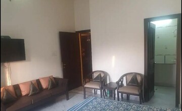 Living Room in 3 BHK Independent House at Gomti Nagar – for Rent