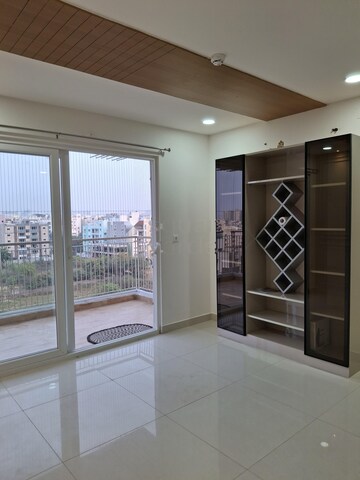 Room in 3 BHK Apartment at INDIS Viva City, Kondapur – for Rent