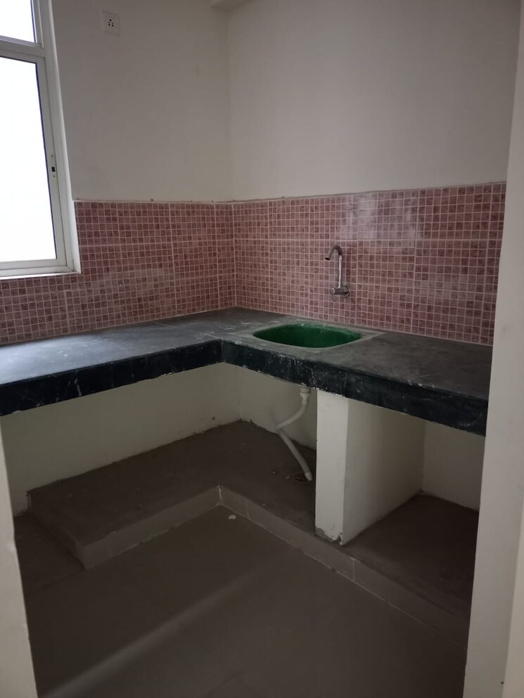 Kitchen, conscient-habitat-residences 3 Bedroom 1000 Sq.Ft. Apartment In Sector 78 Faridabad 8157660