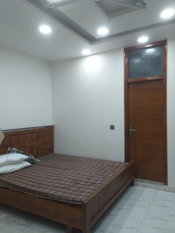 1 BHK Builder Floor For Rent in Old Rajinder Nagar Delhi  8157673