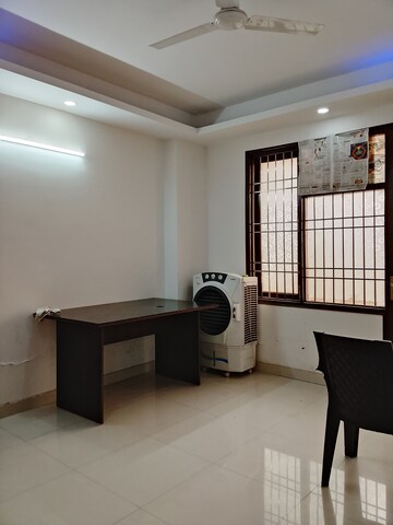 Living Room in 2 BHK Builder Floor at Saket – for Rent