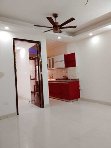 Furnished Amenities in 2 BHK Builder Floor at Saket – for Rent