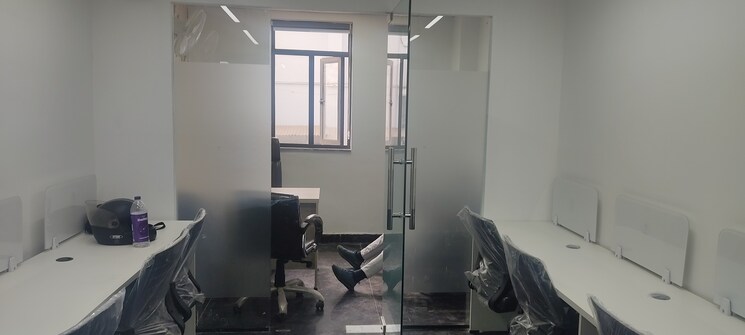 Floor Plan, sector 63 Commercial Office Space 500 Sq.Ft. In Sector 63 Noida 8157729