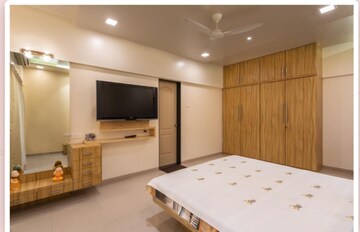Bedroom in 5 BHK Apartment at Lapis Lazuli Apartment, Koregaon Park – for Sale