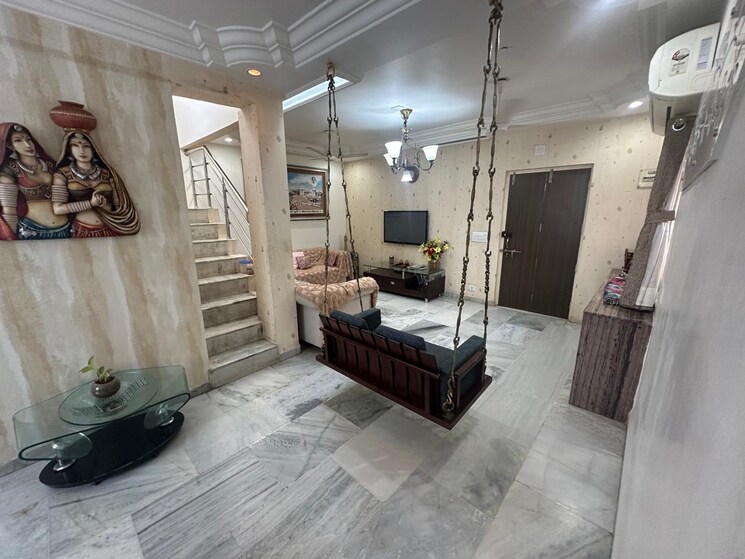 Other, bodakdev 3 Bedroom 130 Sq.Yd. Penthouse In Bodakdev Ahmedabad 8157772