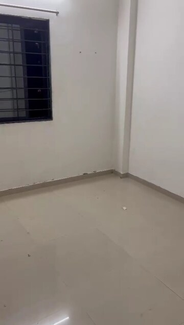 Room in 3 BHK Apartment at Gota – for Rent