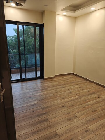 Room in 3 BHK Builder Floor at Sector 5 – for Sale
