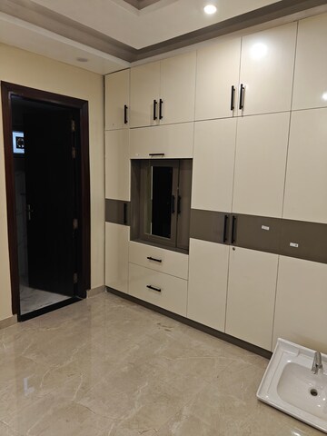 Kitchen in 3 BHK Builder Floor at Sector 5 – for Sale