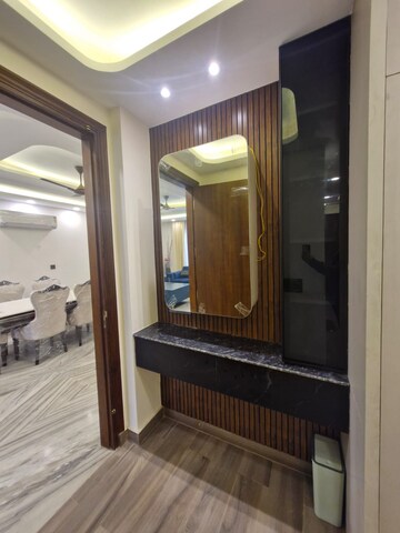 Building Lobby in 2 BHK Builder Floor at Sector 4 – for Rent