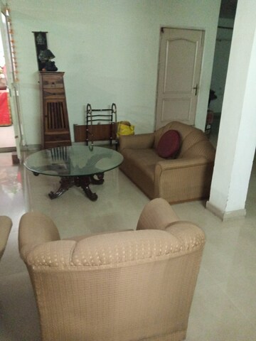 Bathroom in 3 BHK Builder Floor at Uppal Southend, Sector 49 – for Sale