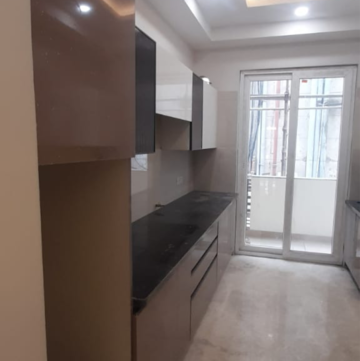 Room in 3 BHK Builder Floor at Emaar Marbella, Sector 66 – for Rent