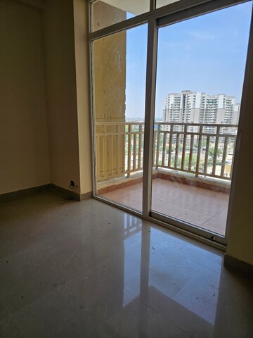 Room in 2 BHK Apartment at Aravali Hills, Sector 56 – for Sale