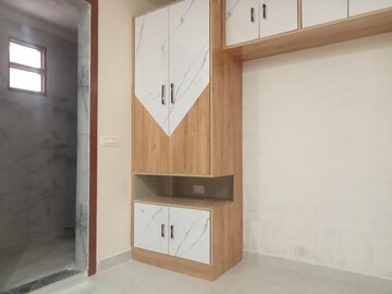 Room in 2 BHK Builder Floor at Mahavir Enclave 1 – for Rent