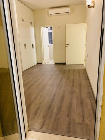 2 BHK Apartment For Rent in Ireo The Corridors, Sector 67a