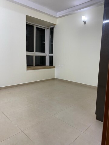 Room in 2 BHK Apartment at Bhartiya Nikoo Homes, Thanisandra Main Road – for Rent