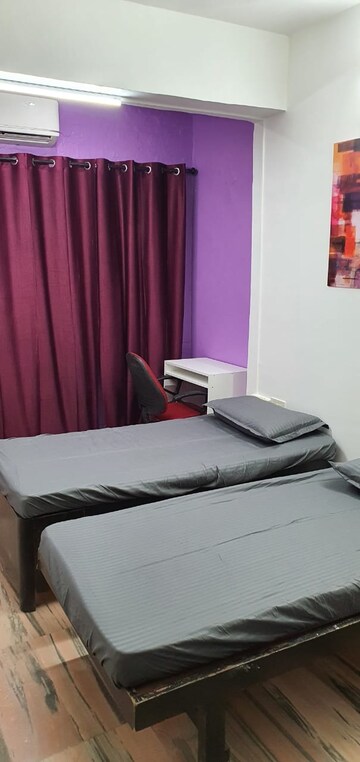 Bedroom in 5 BHK Apartment at Juhu Pearl, Juhu – for Rent