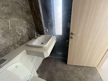 Bathroom in 5 BHK Apartment at Rustomjee Crown, Prabhadevi – for Rent