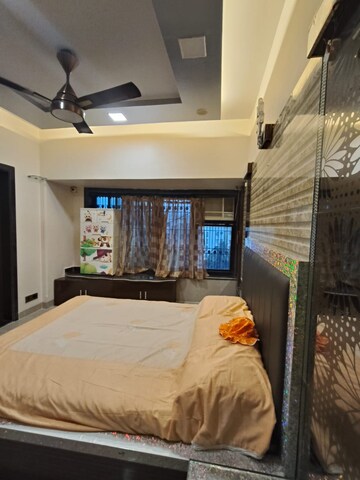 Bedroom in 2 BHK Apartment at Millennium Gardens, Malad East – for Rent