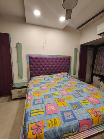 Bedroom in 2 BHK Apartment at Millennium Gardens, Malad East – for Rent