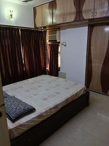 Bedroom in 2 BHK Apartment at Sai Krishna Kunj, Andheri West – for Rent