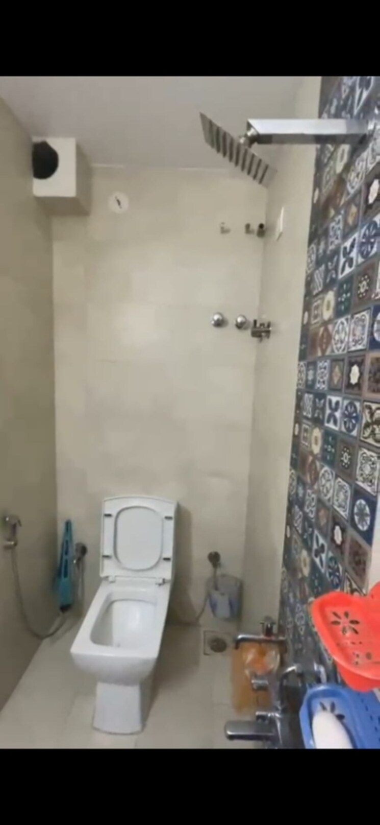 Bathroom, goregaon west 1 RK 250 Sq.Ft. Apartment In Goregaon West Mumbai 8158253