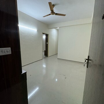 Room in 2 BHK Apartment at Pyramid Fusion Homes, Sector 70a – for Rent