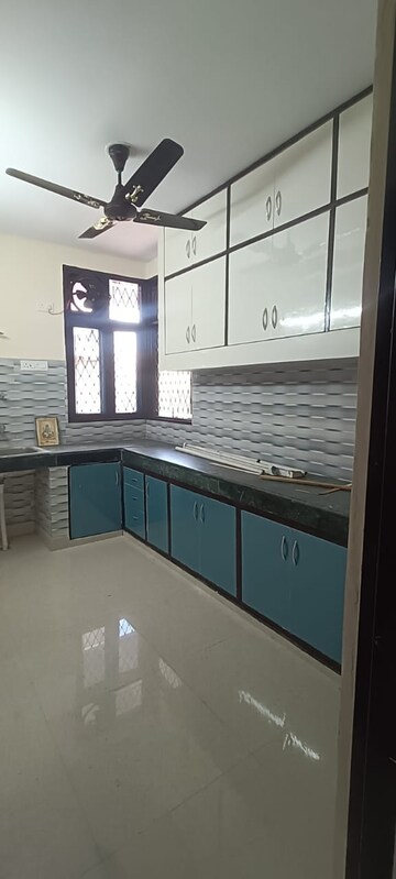 3 BHK Apartment For Rent in Sector 4, Dwarka Delhi  8158353