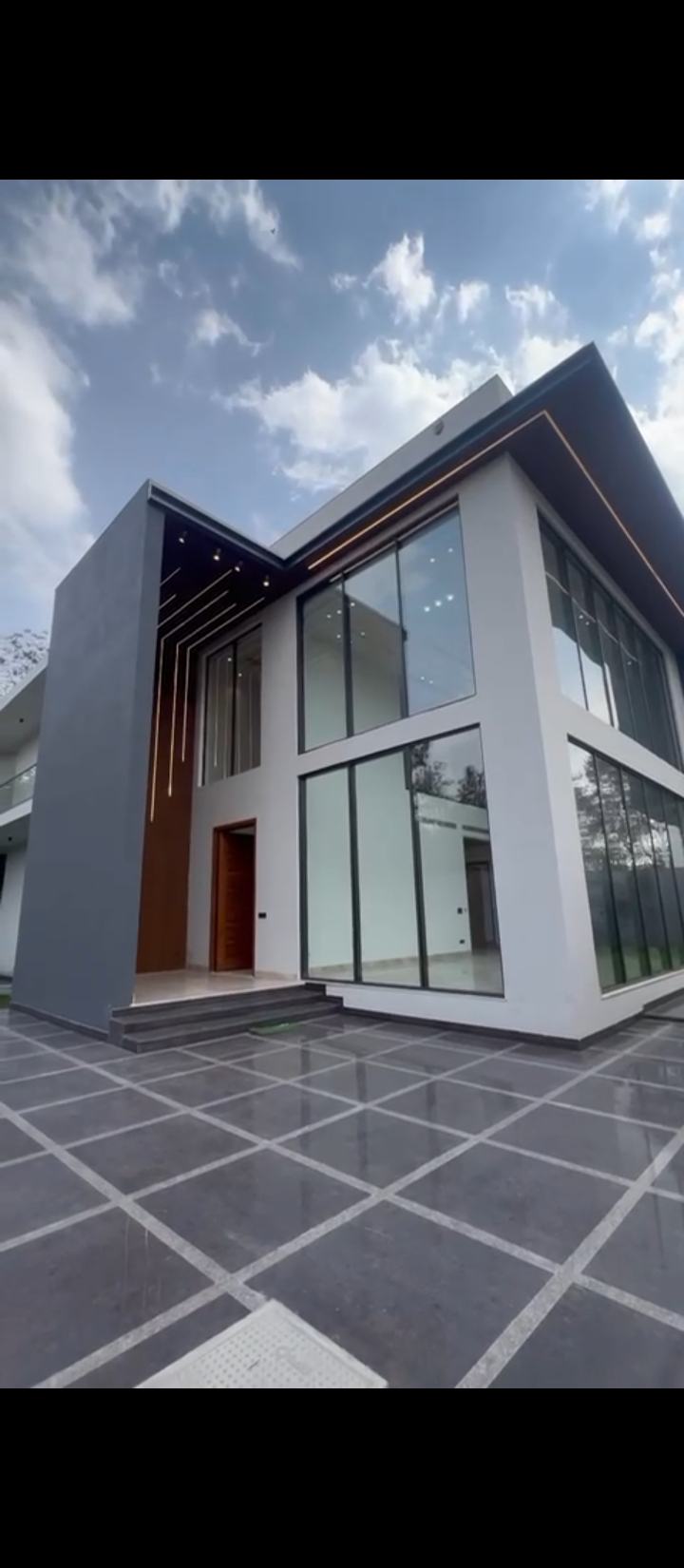 5 BHK + Pooja Room Villa For Sale in Mini Farm Villa