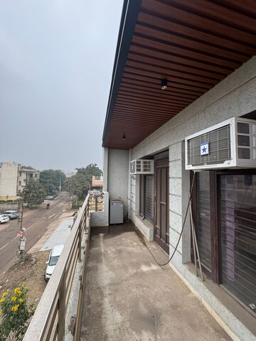 3 BHK Apartment – Exterior View View at Sector 31 - for Rent