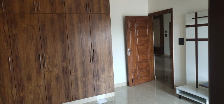 undefined, sector 98 3 Bedroom 137 Sq.Yd. Builder Floor In Sector 98 Faridabad 8158497