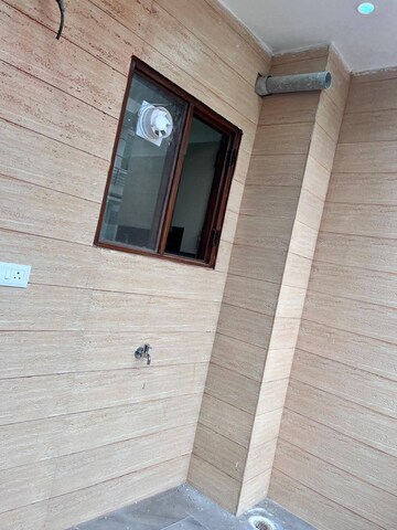 Furnished Amenities in 3 BHK Builder Floor at Peer Mucchalla – for Sale
