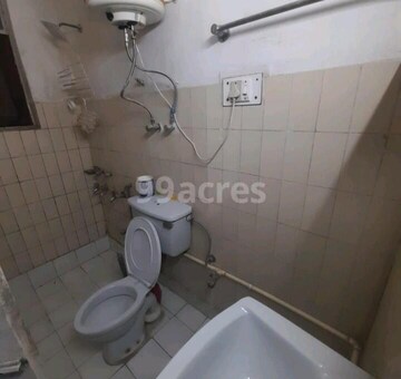 Bathroom in 3 BHK Builder Floor at Sector 26a – for Rent