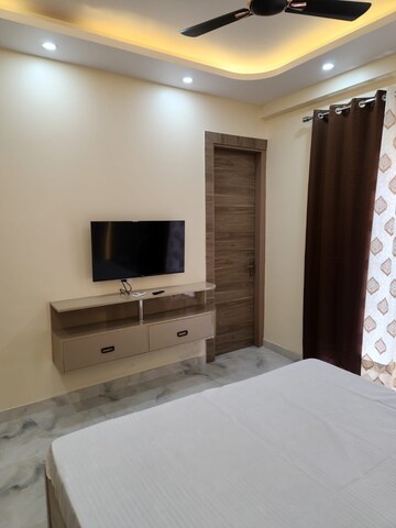 Bedroom in 1 BHK Builder Floor at Sector 26a – for Rent