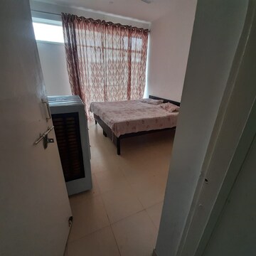 Room in 1 BHK Apartment at Breez Global Heights, Sohna Sector 33 – for Sale