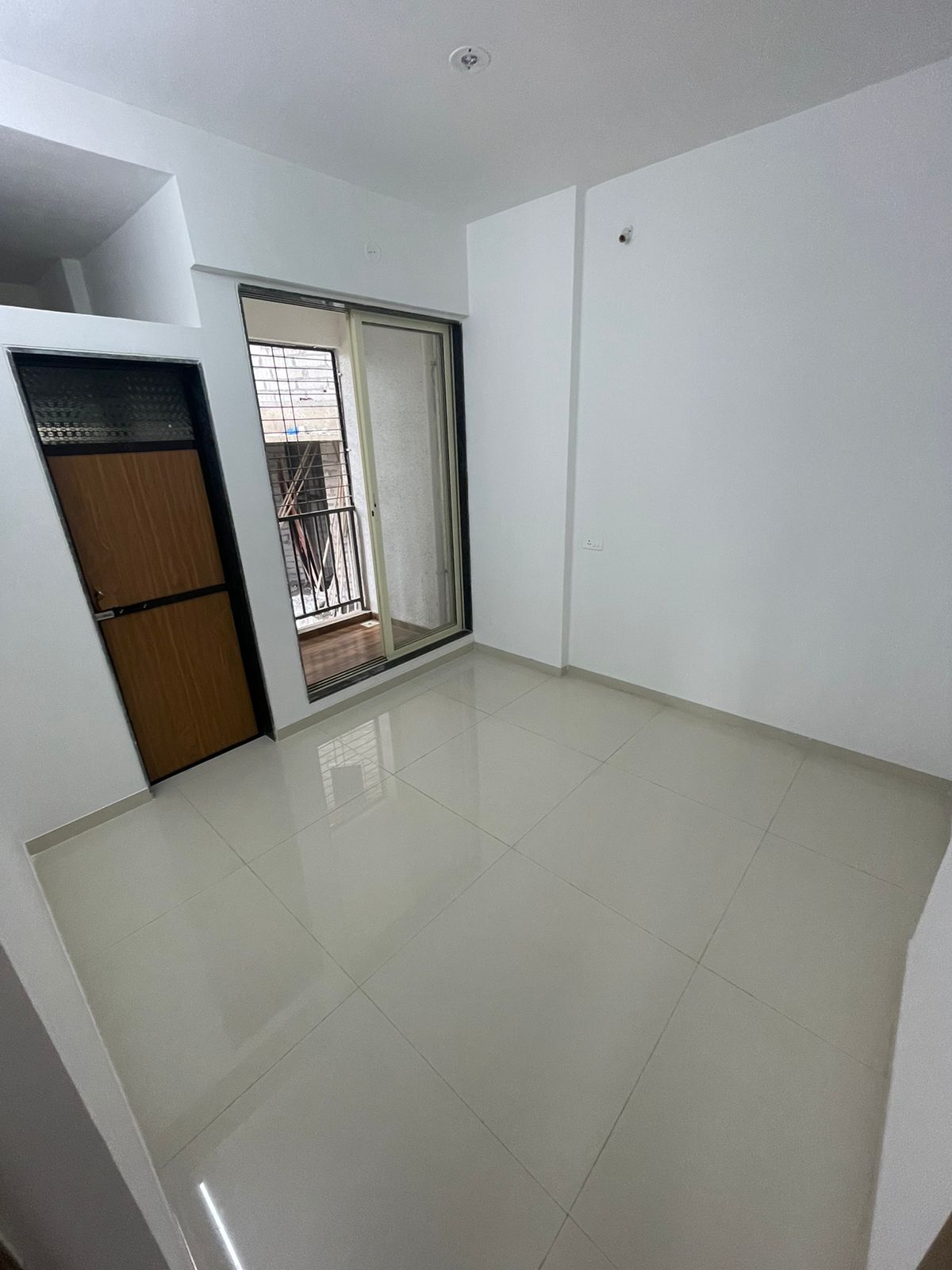 1 BHK + Extra Room Apartment For Sale in JP Regency Ambernath