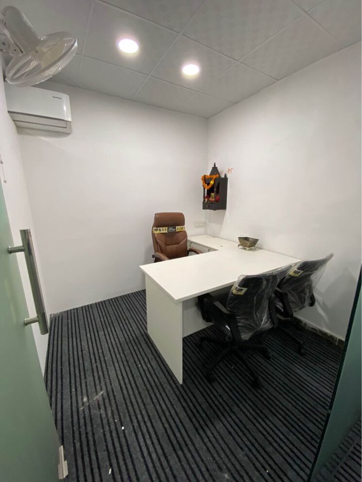 Team Area, scheme 140 Commercial Office Space 2000 Sq.Ft. In Scheme 140 Indore 8158513