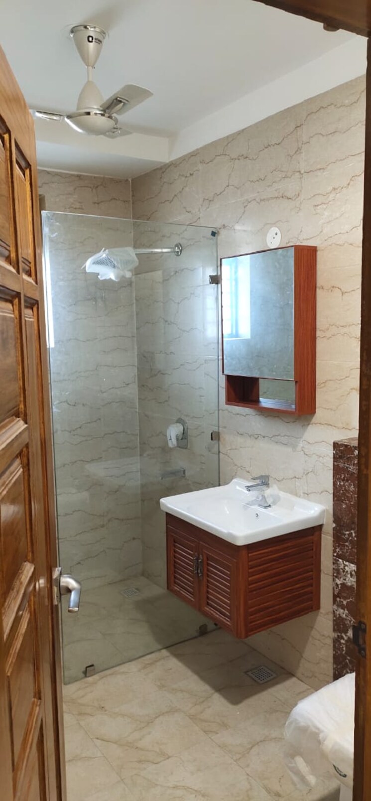 Bathroom, sector 88 3 Bedroom 125 Sq.Yd. Builder Floor In Sector 88 Faridabad 8158602