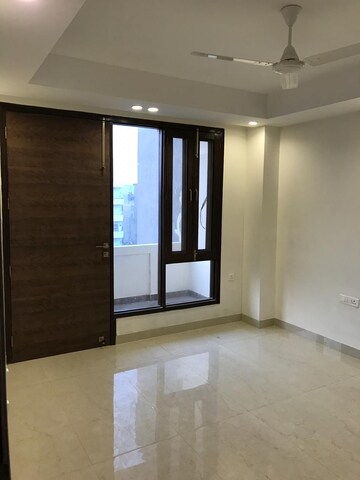 Room in 3 BHK Builder Floor at Sector 88 – for Sale
