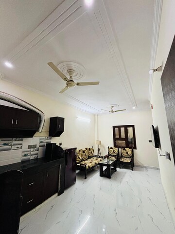 Team Area in 2 BHK Builder Floor at New Palam Vihar – for Rent