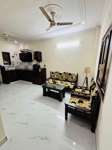 Team Area in 2 BHK Builder Floor at New Palam Vihar – for Rent