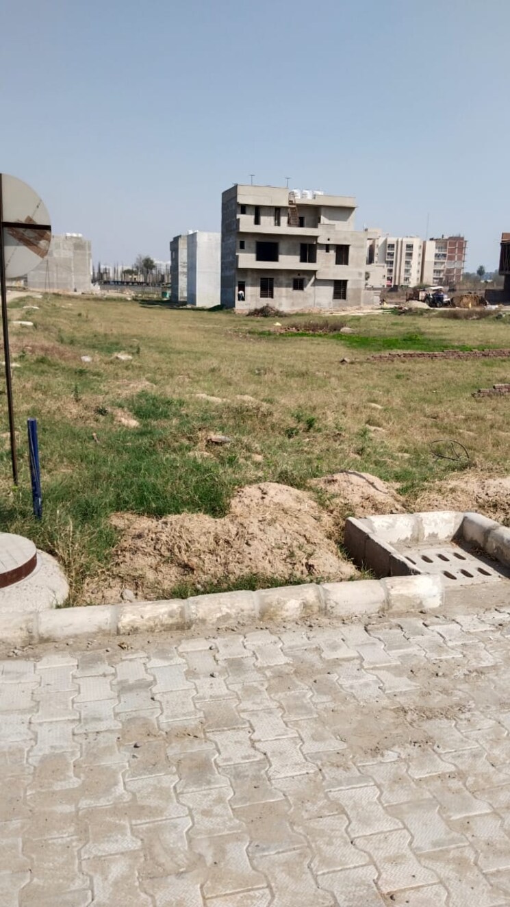 undefined, ambala highway  100 Sq.Yd. Plot In Ambala Highway Zirakpur 8158619