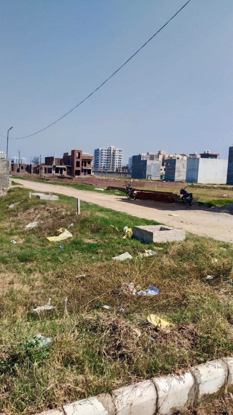 undefined, ambala highway  100 Sq.Yd. Plot In Ambala Highway Zirakpur 8158619