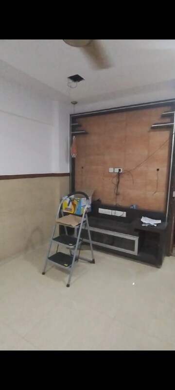 Furnished Amenities in 2 BHK Apartment at Chetan Apartment Ghatkoper, Ghatkopar East – for Rent
