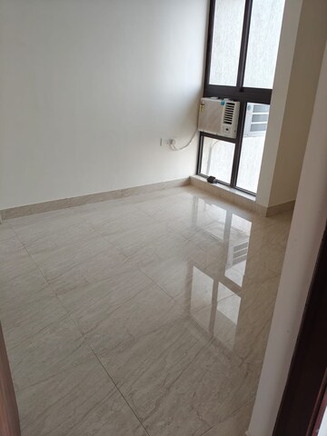 1 BHK Apartment For Rent in Lodha Crown Quality Homes, Majiwada