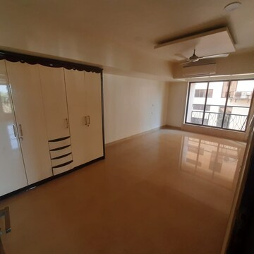 Master Bedroom in 3 BHK Apartment at Juhu – for Rent