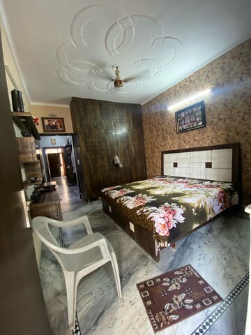 Living Room in 3 BHK Builder Floor at Sainik Colony – for Sale