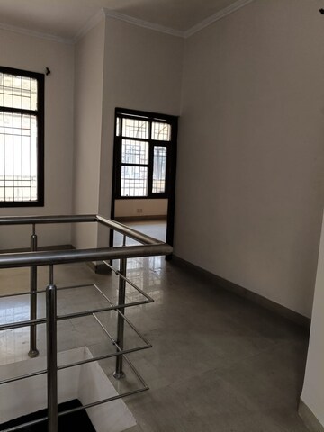 Room in 3 BHK Builder Floor at Ambala Highway – for Sale
