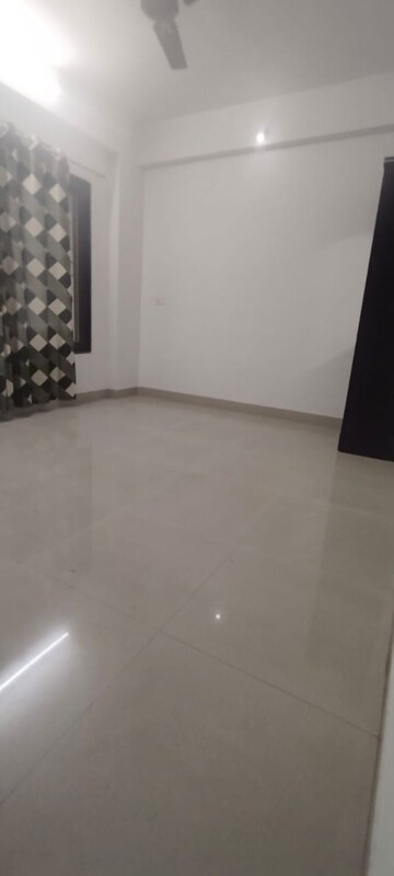 Room in 2 BHK Apartment at Taneshq Lemon Blossom, Balewadi – for Rent